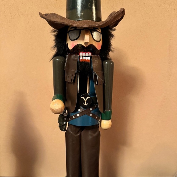 Yellowstone Montana Custom Cowboy Rip Ranch Hand Christmas Nutcracker - Picture 1 of 5